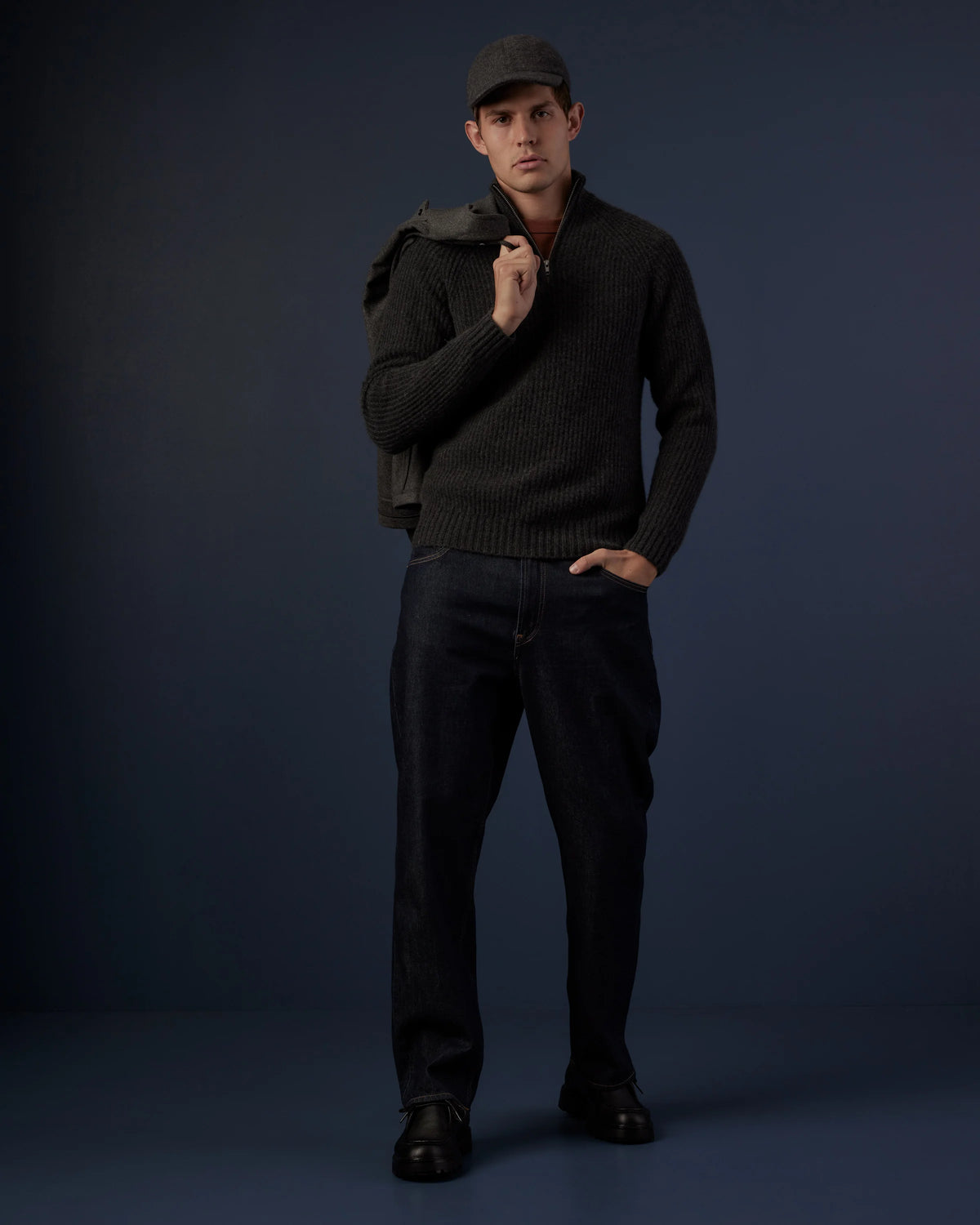 Mongolian Cashmere Fisherman Quarter Zip Sweater - S / Navy Marl