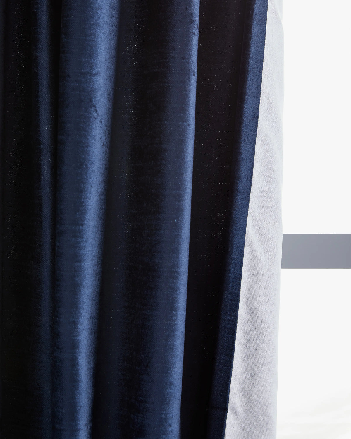 Luster Velvet Curtain - Single Panel - 48x84 / Champagne