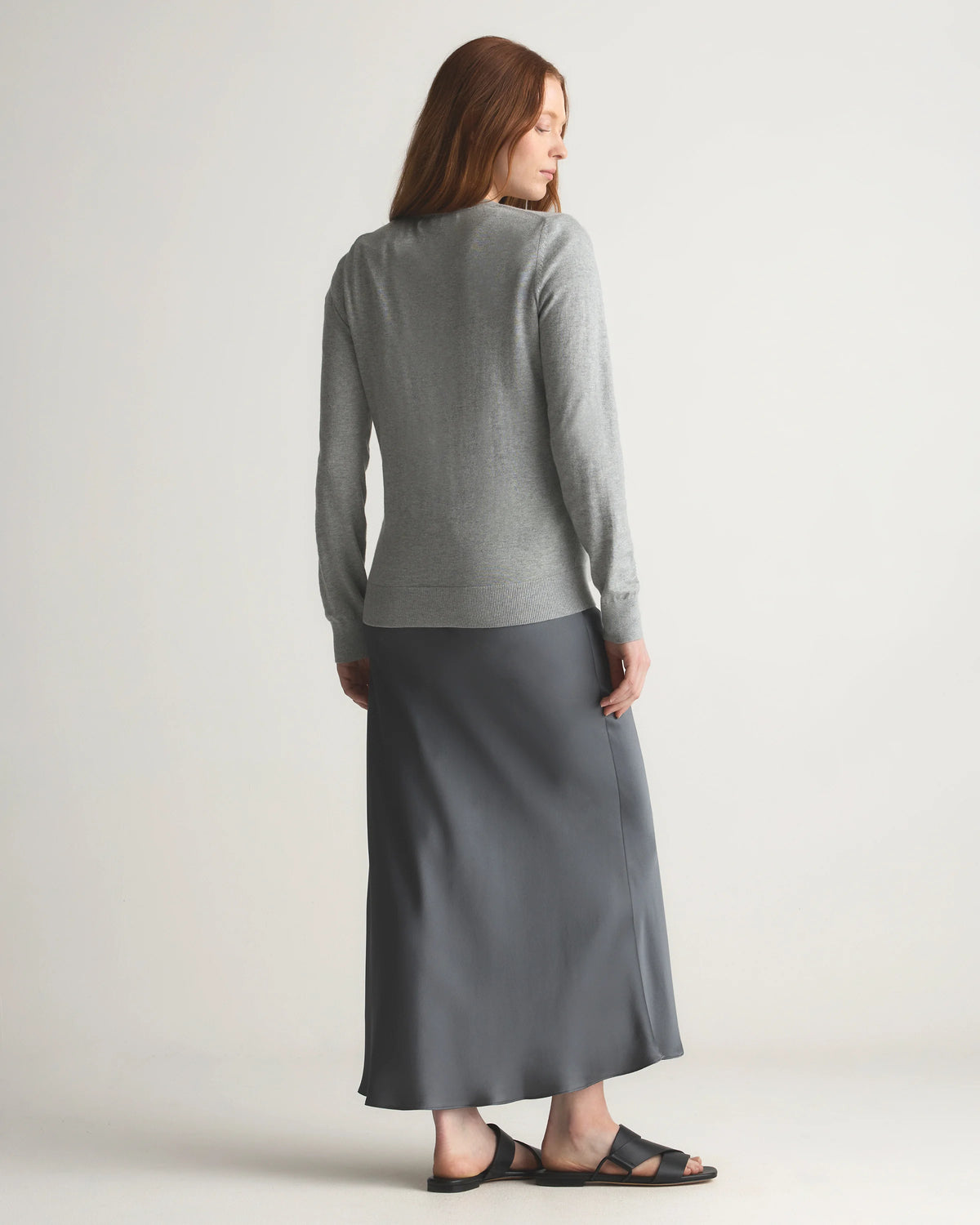 Lightweight Cotton Cashmere V-Neck Sweater - XS / Sugar Stone