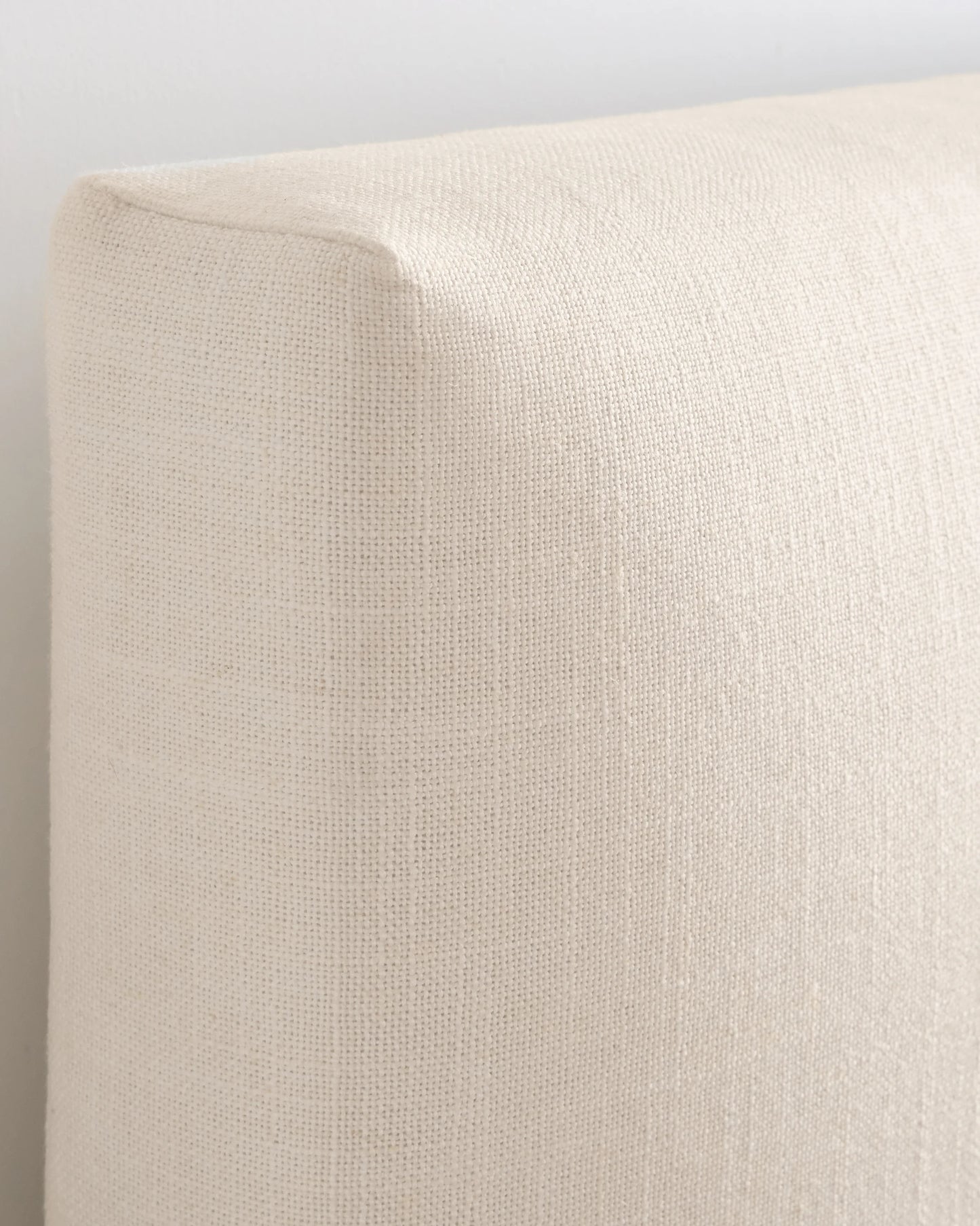 Square Bed in Performance Linen - Full / Ivory