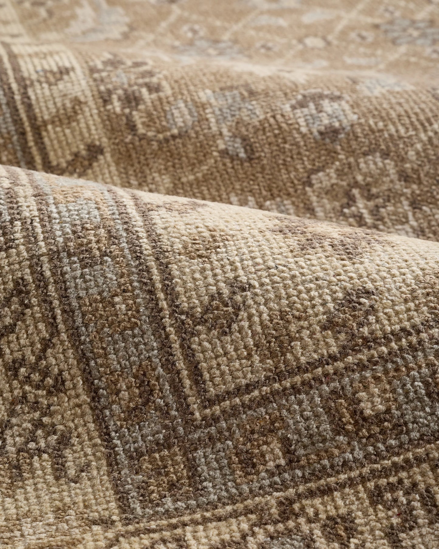 Pierce Hand-Knotted Wool Rug - 5' x 8' / Beige Multi