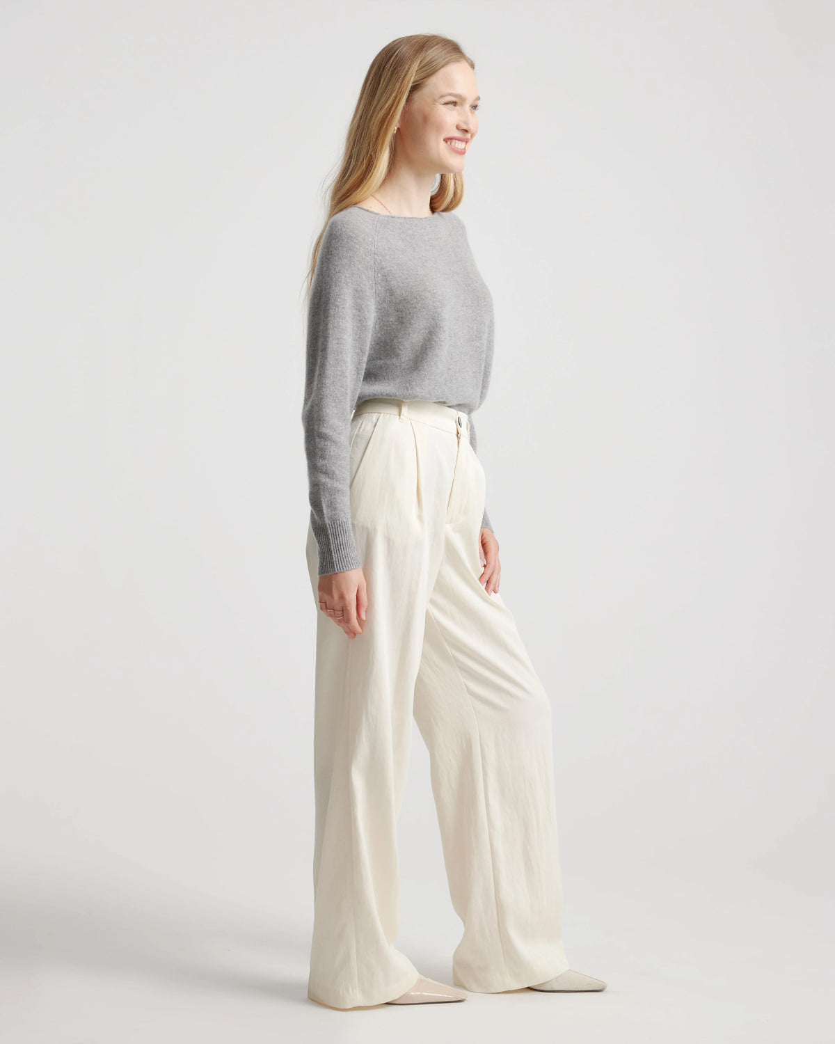Mongolian Cashmere Boatneck Sweater - XS / Black