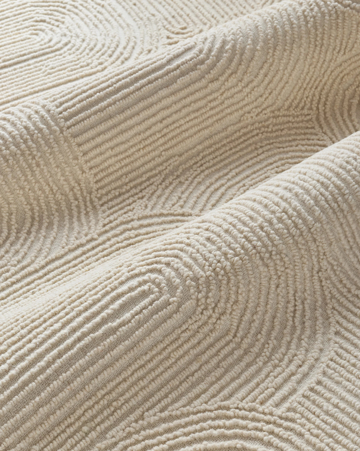Asher Tufted Wool Rug - 3' x 5' / Ivory