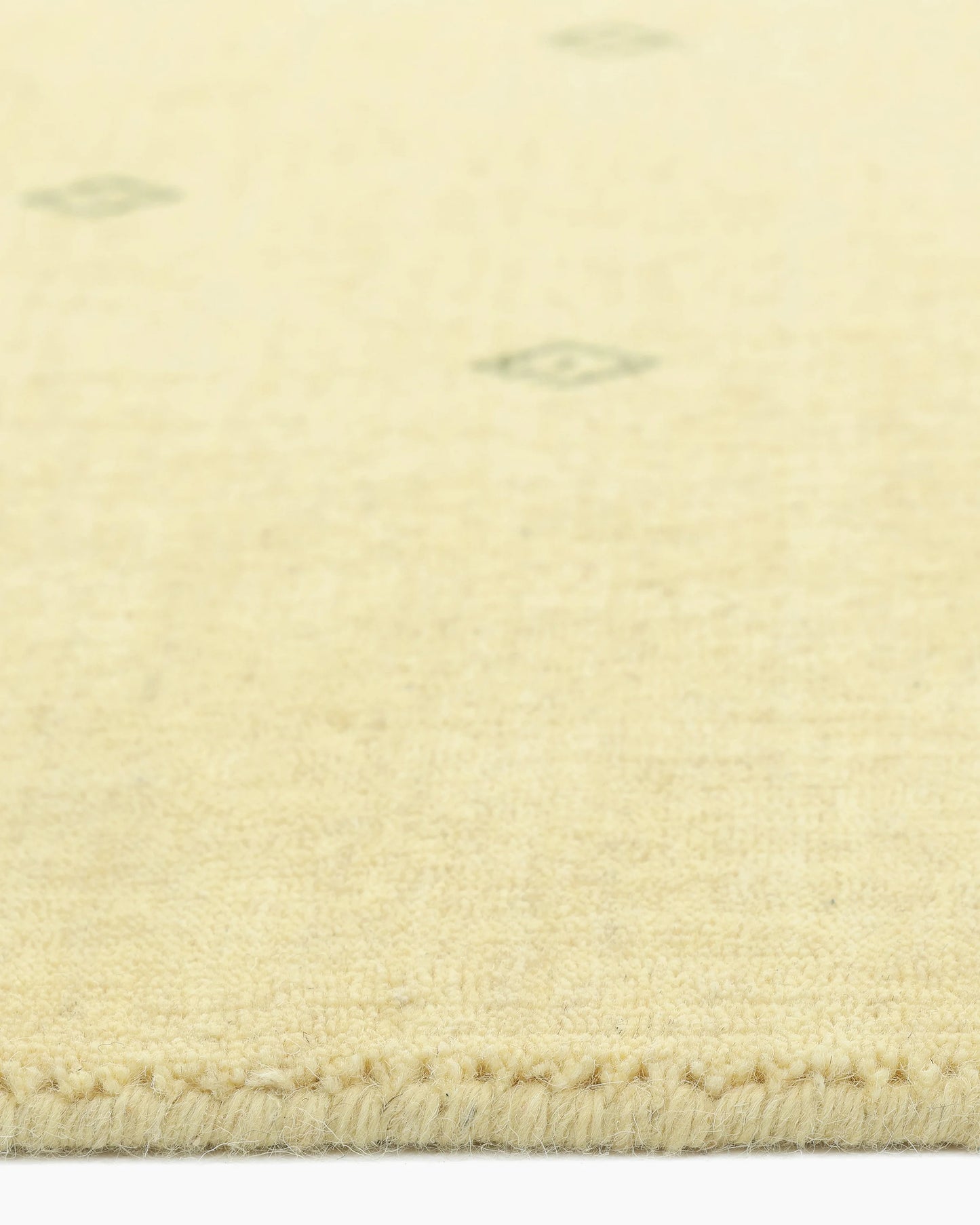 Dakota Hand-Loomed Wool Rug - 4' x 6' / Ivory