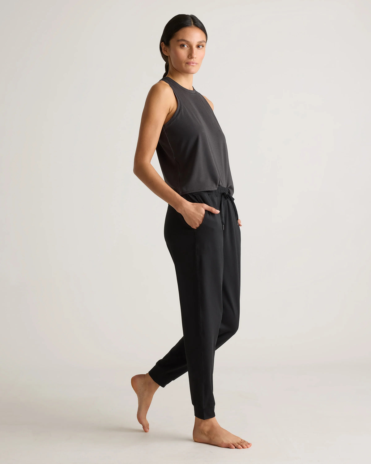 Flowknit Mid-Rise Joggers - XS / Black