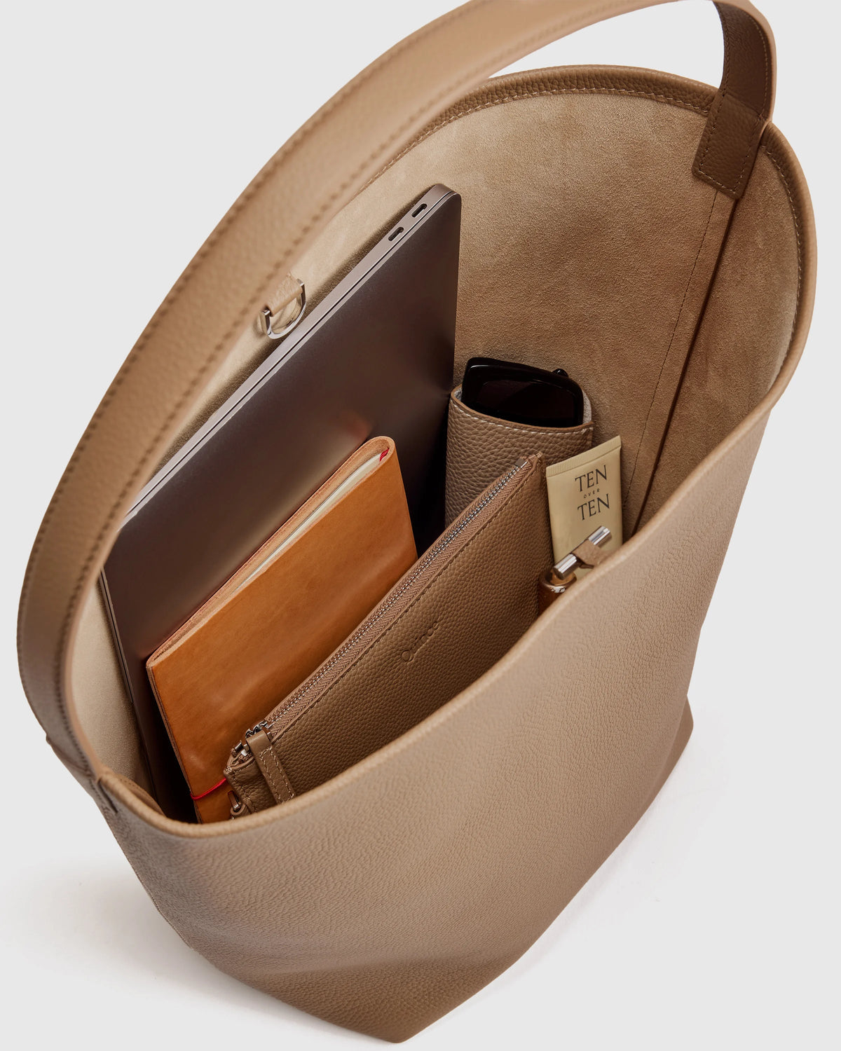 Penelope Large Shoulder Bag - One Size / Warm Taupe