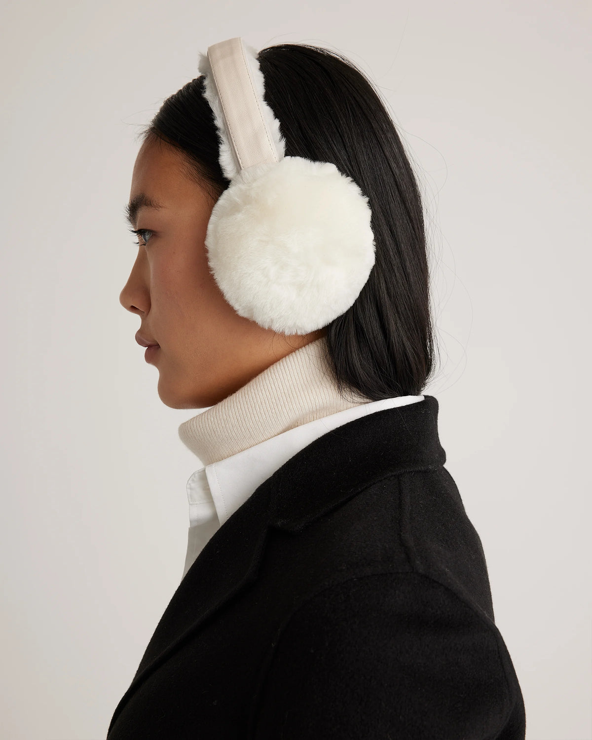 100% Australian Shearling Earmuffs - One Size / Ivory