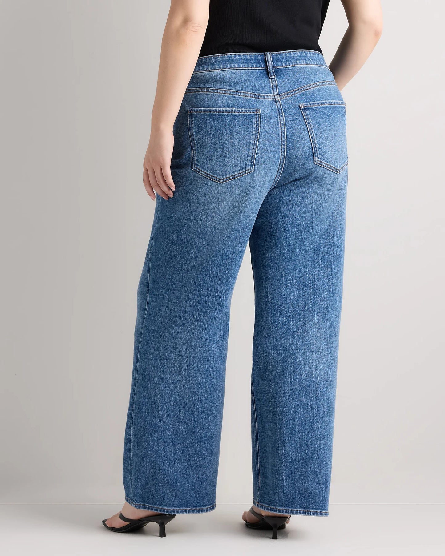 Bella Stretch Relaxed Straight Jeans - 33 / Atlantic Blue