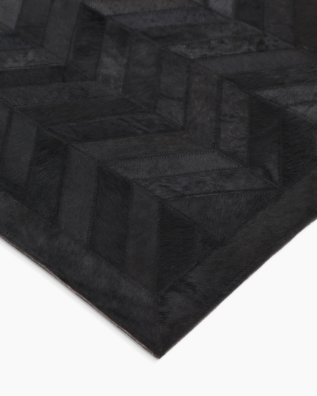 Jones Hide Rug - 5' x 8' / Green
