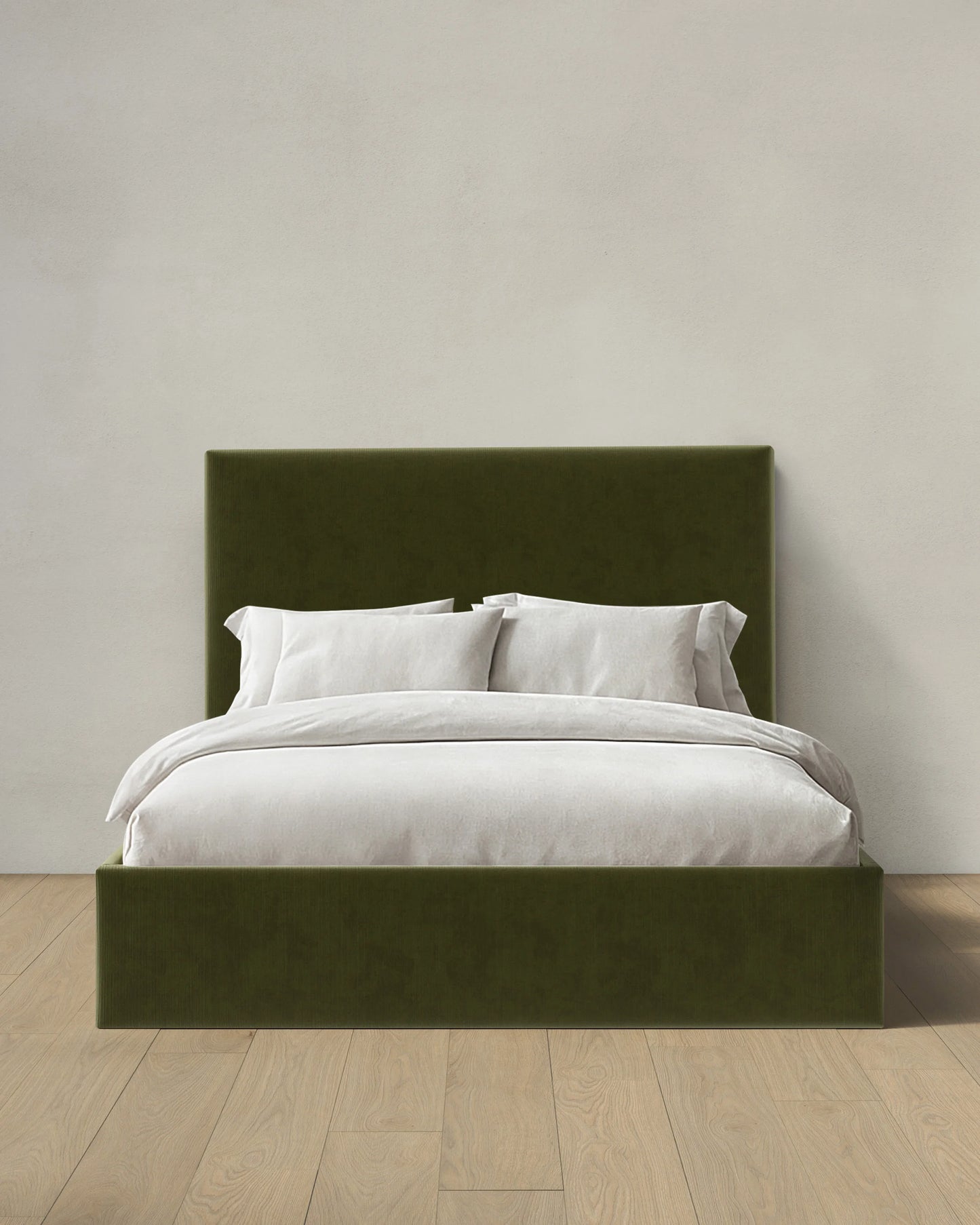 Square Bed in Performance Velvet - Full / Butterscotch