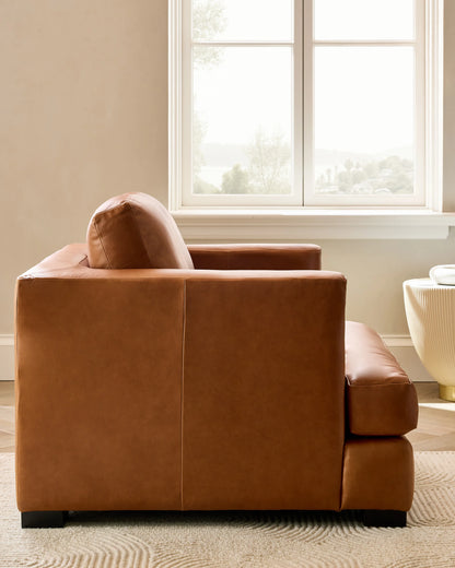 Sierra Curved Arm Accent Chair in Leather - One Size / Scotch