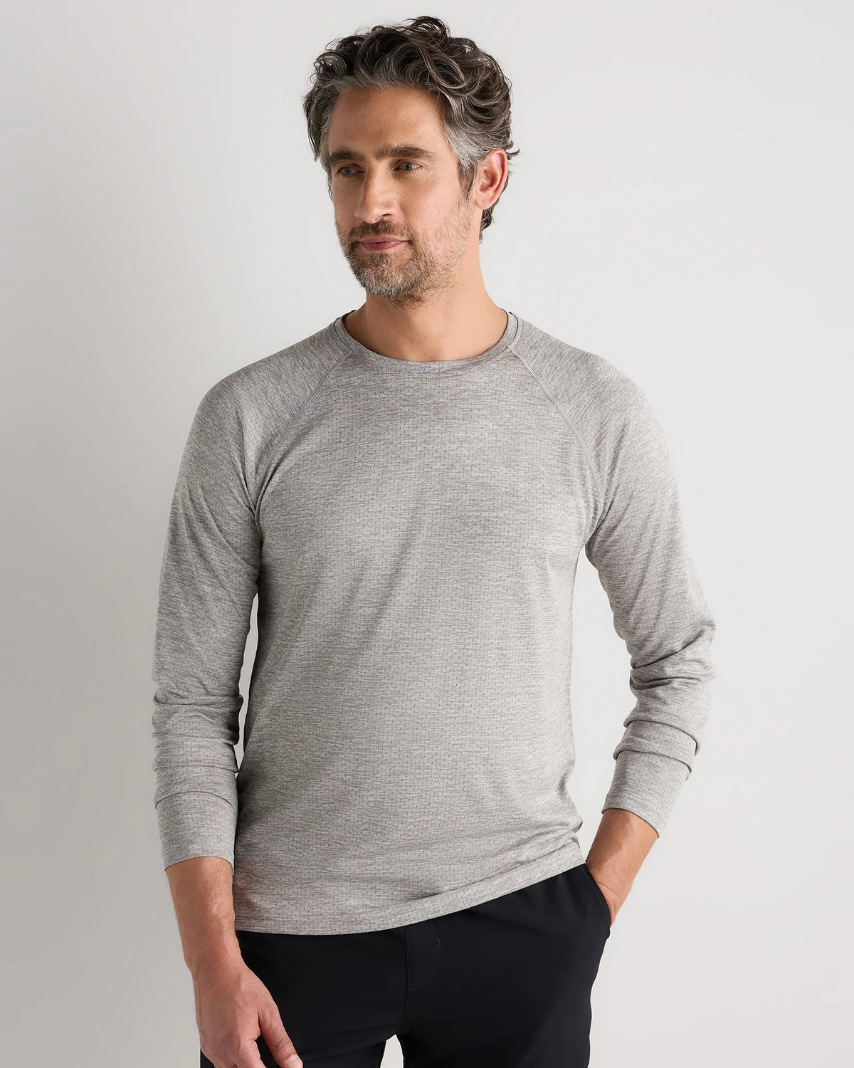 Mesh Performance Training Long Sleeve Tee - S / Heather Navy