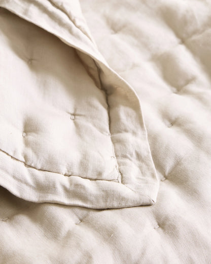European Linen Dream Quilt - Twin / White