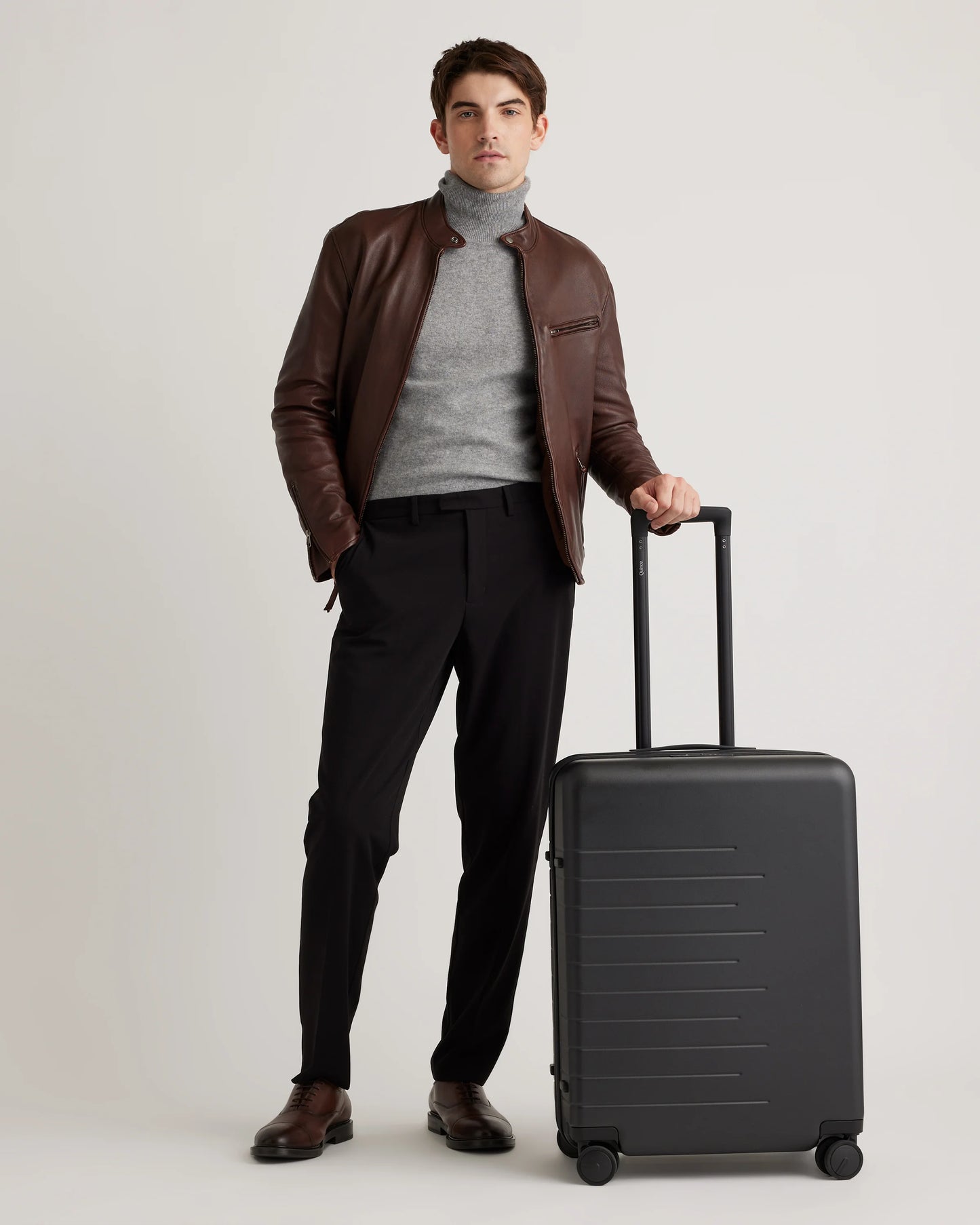 Expandable Medium Check-In Suitcase - One Size / Coastal Cobalt