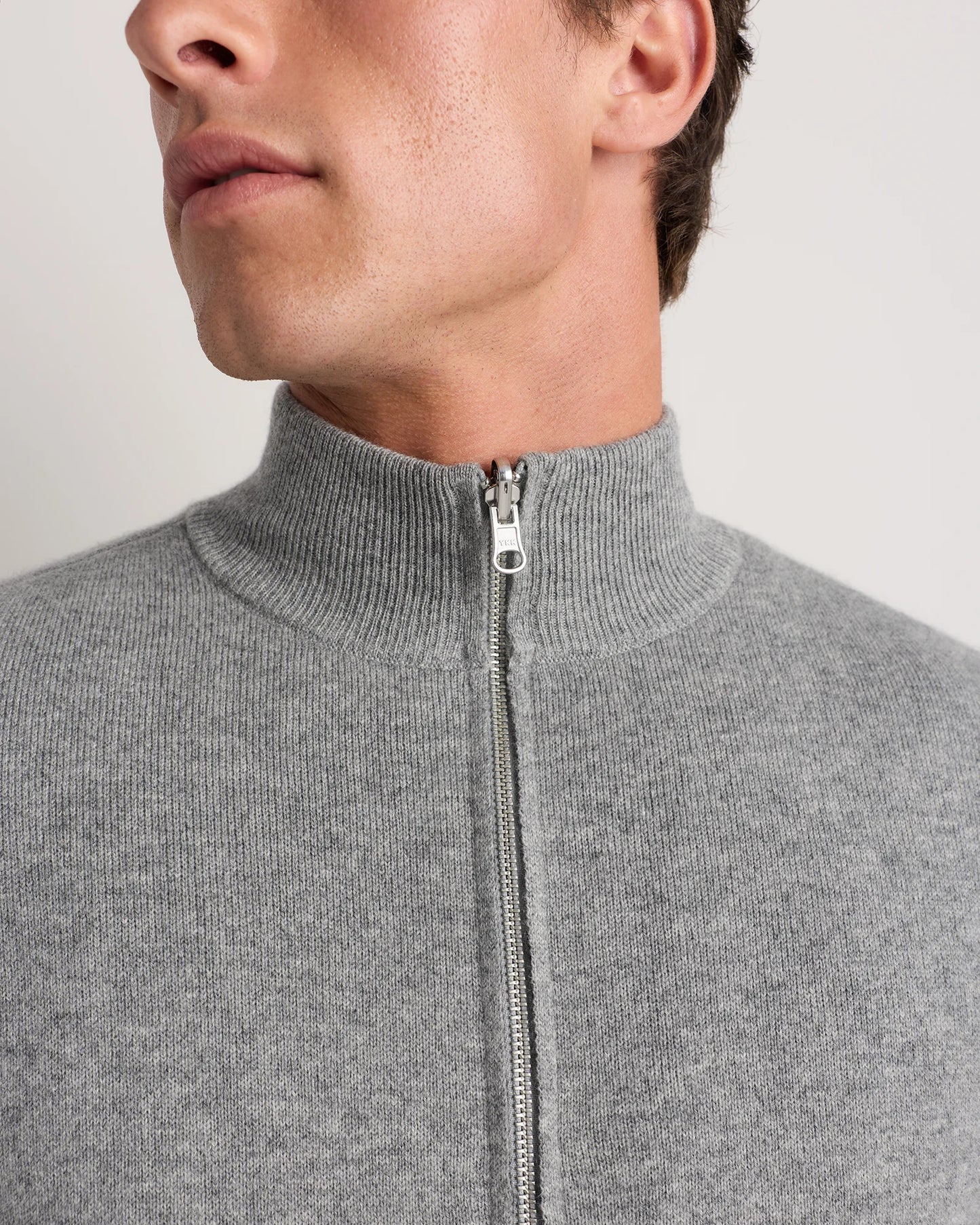 100% Reversible Cashmere Full Zip Sweater - S / Black/Charcoal
