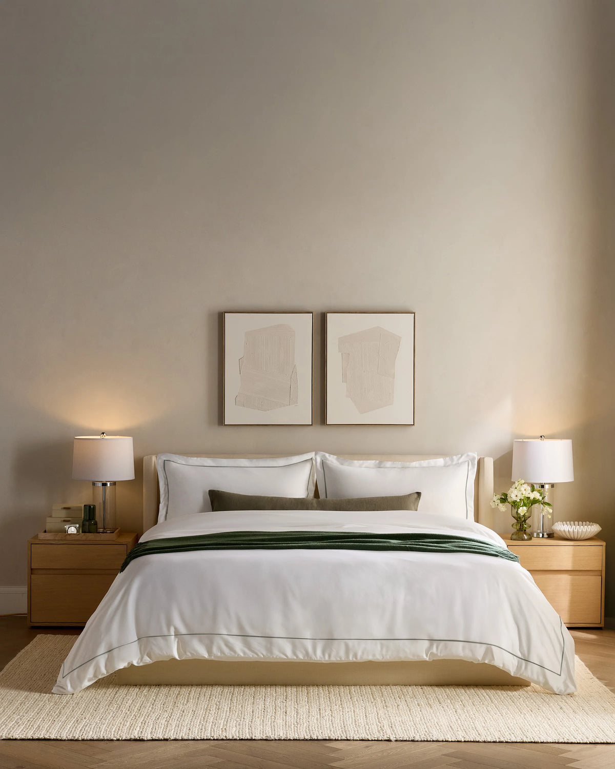 Signature Giza Cotton Sateen Embroidered Duvet Cover Set - Twin / White/Dried Sage