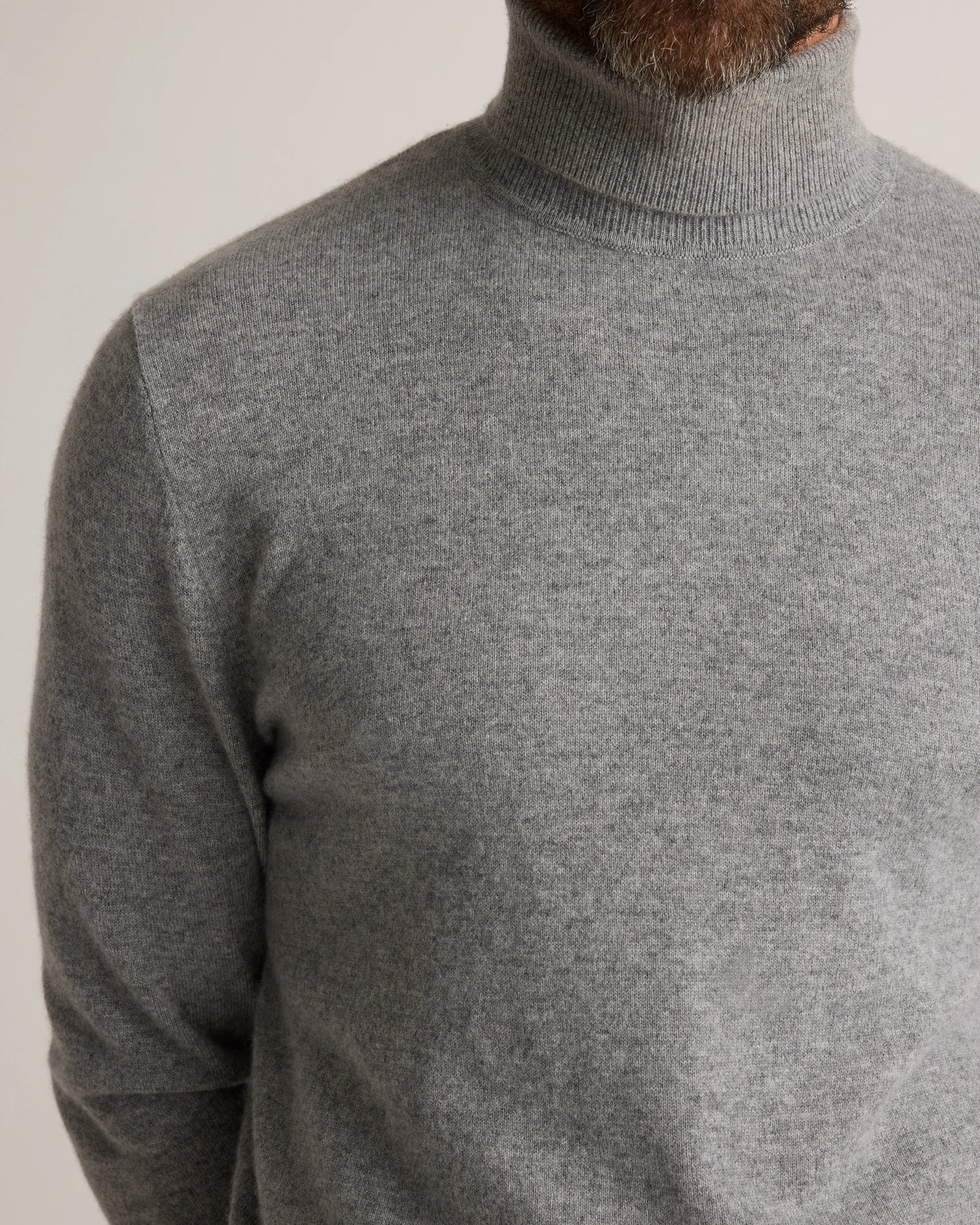Mongolian Cashmere Turtleneck Sweater - S / Black