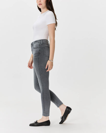 Bella Stretch Skinny Jeans - 24 / Seaside Blue