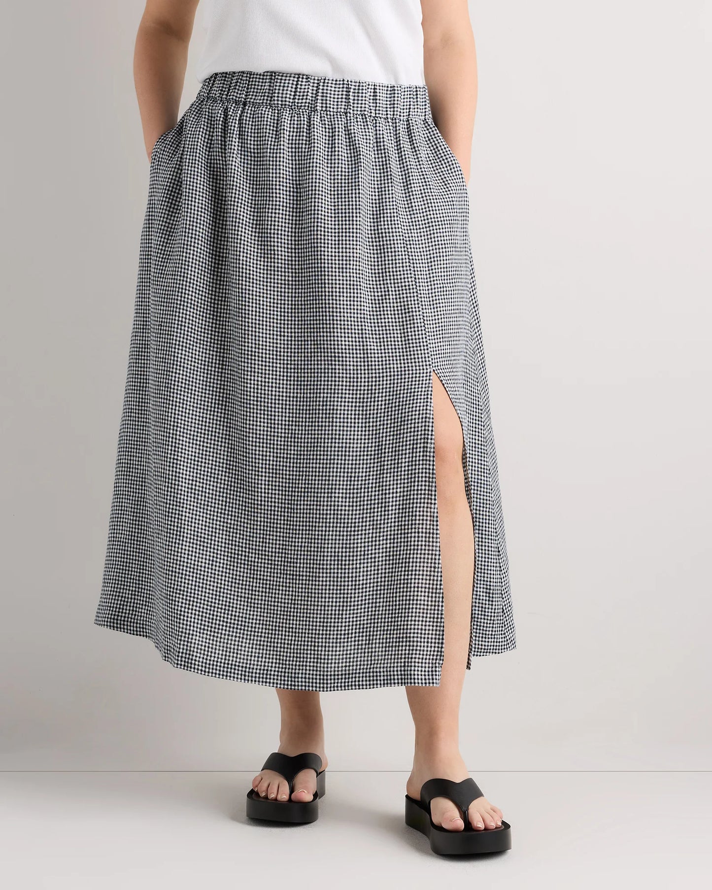 100% European Linen Maxi Skirt - 1X / Black