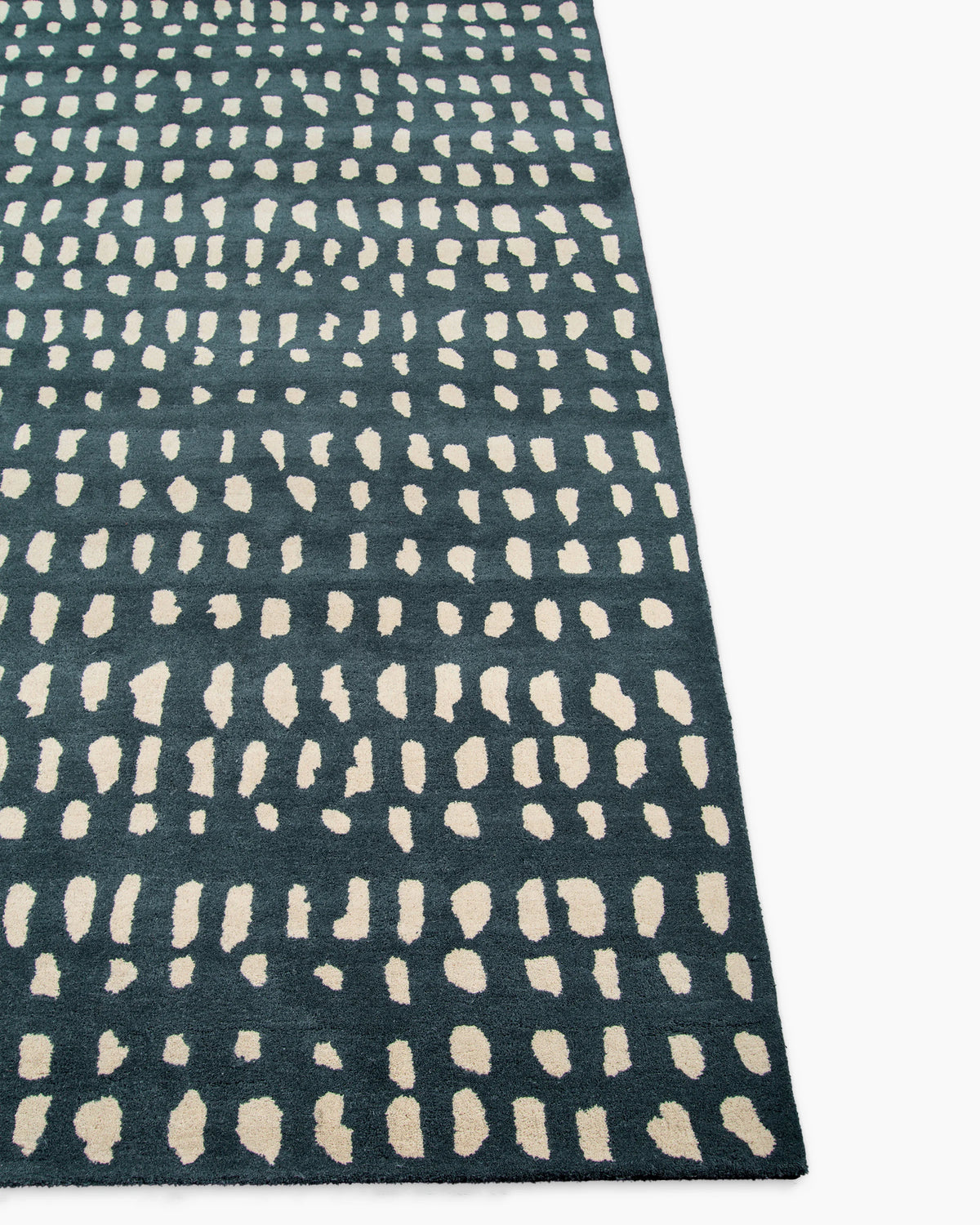 Painterly Dots Hand-Tufted Wool Rug - 3'6" x 5'6" / Navy
