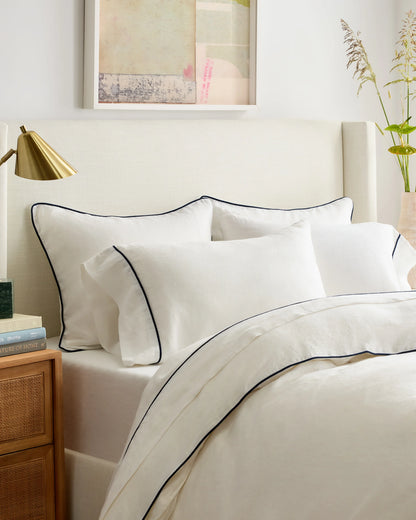 European Linen Piped Deluxe Bedding Bundle - Twin / White/Cherry
