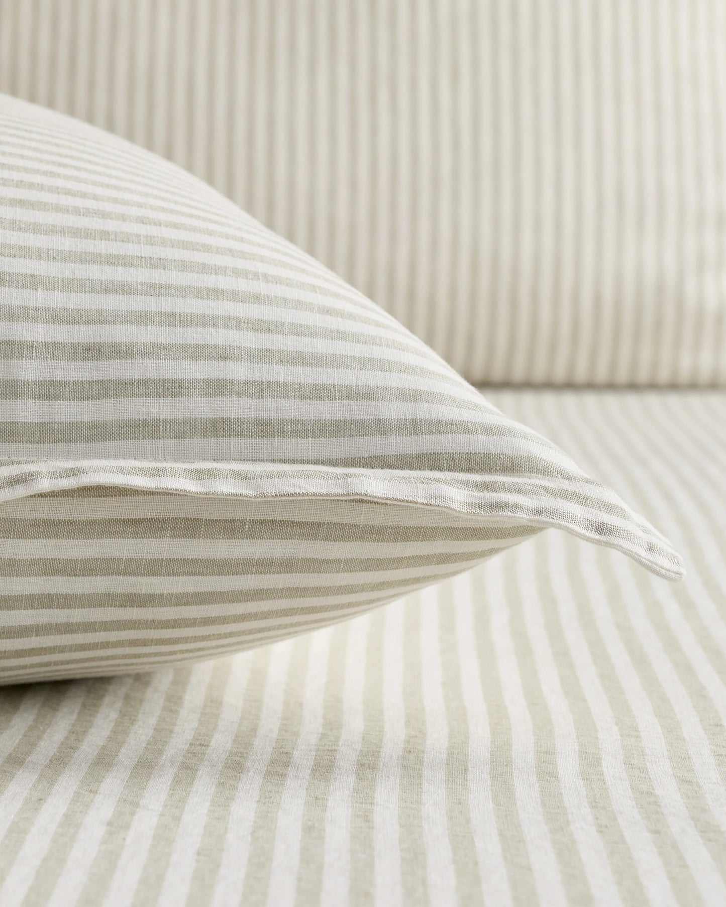 European Linen Stripe Euro Sham - Euro / Natural/White Stripe