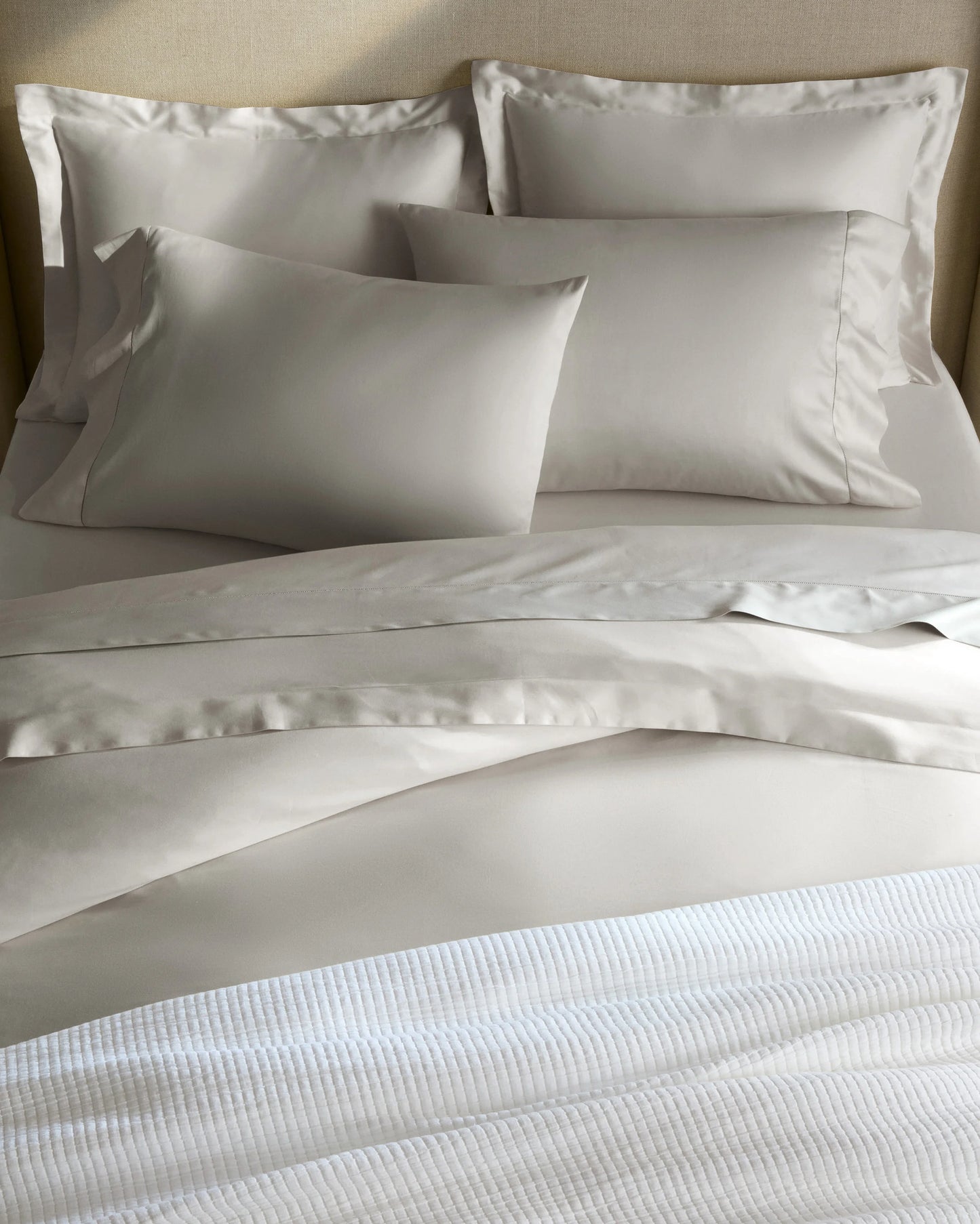 Signature Giza Cotton Sateen Pillowcase Set - Standard / White