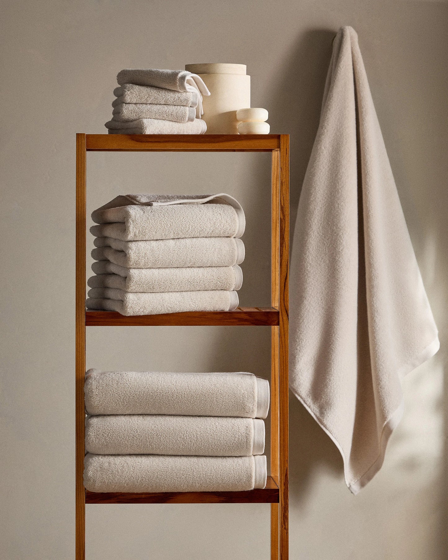 Plush Organic Turkish Cotton Washcloth (Set of 4) - One Size / White