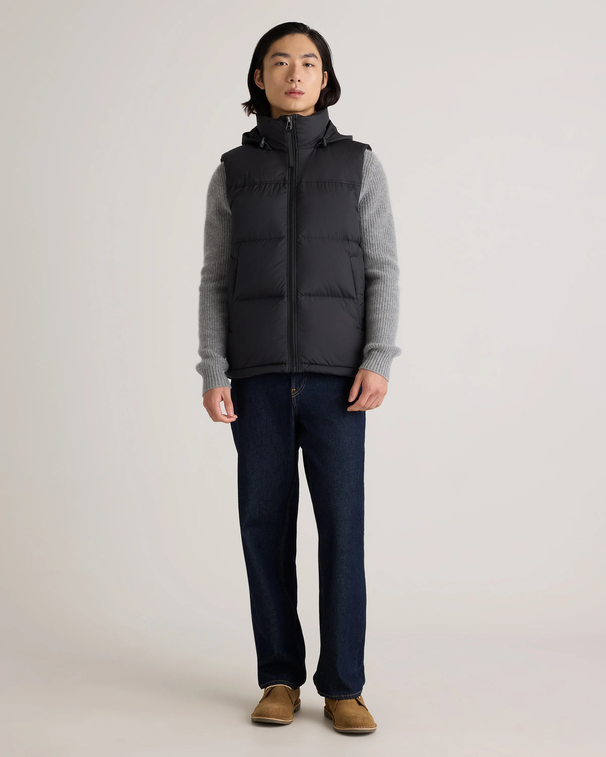 Responsible Down Puffer Vest - S / Carbon Grey