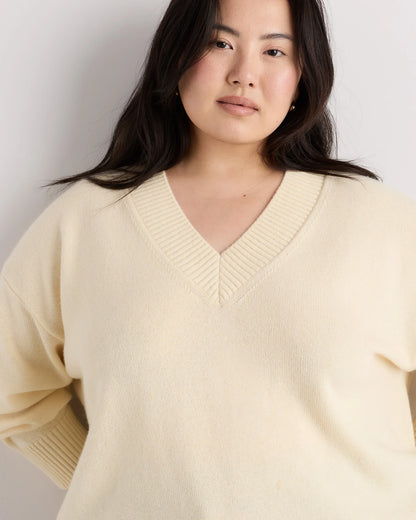Mongolian Cashmere Oversized V-Neck Sweater - 1X / Pale Custard Yellow