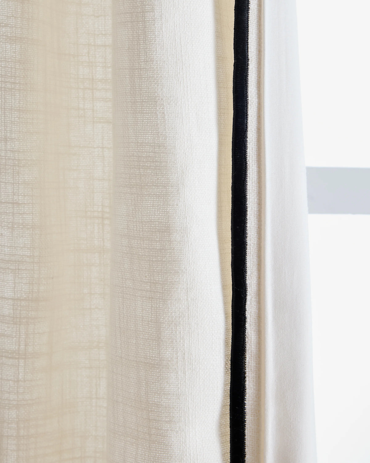 Piped Edge Cotton Curtain - Single Panel - 48x84 / Ivory/Black Piping