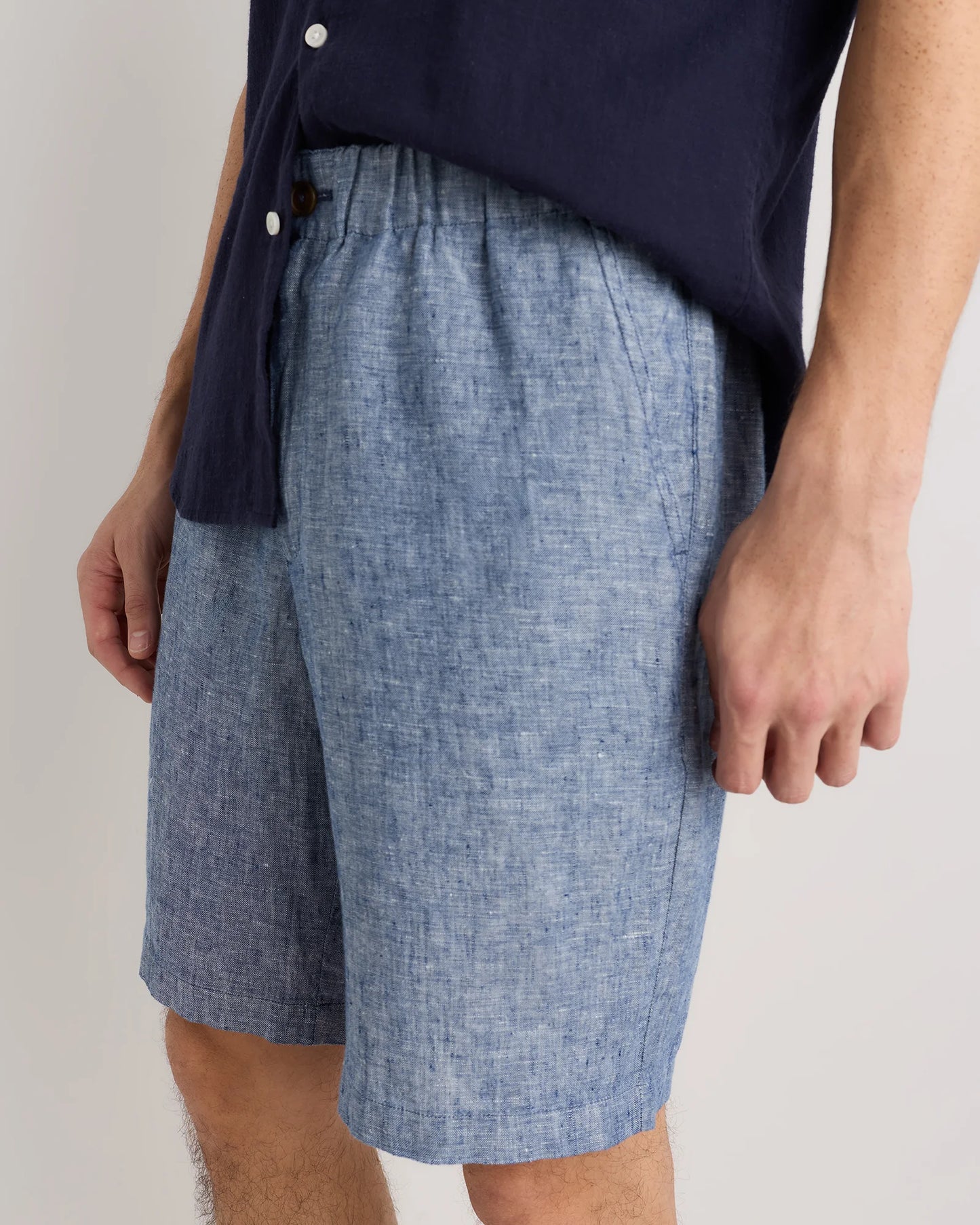 100% European Linen Shorts - 9" - S / Black