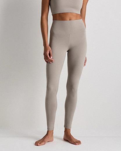 Ultra-Form High-Rise Legging - XS / Black