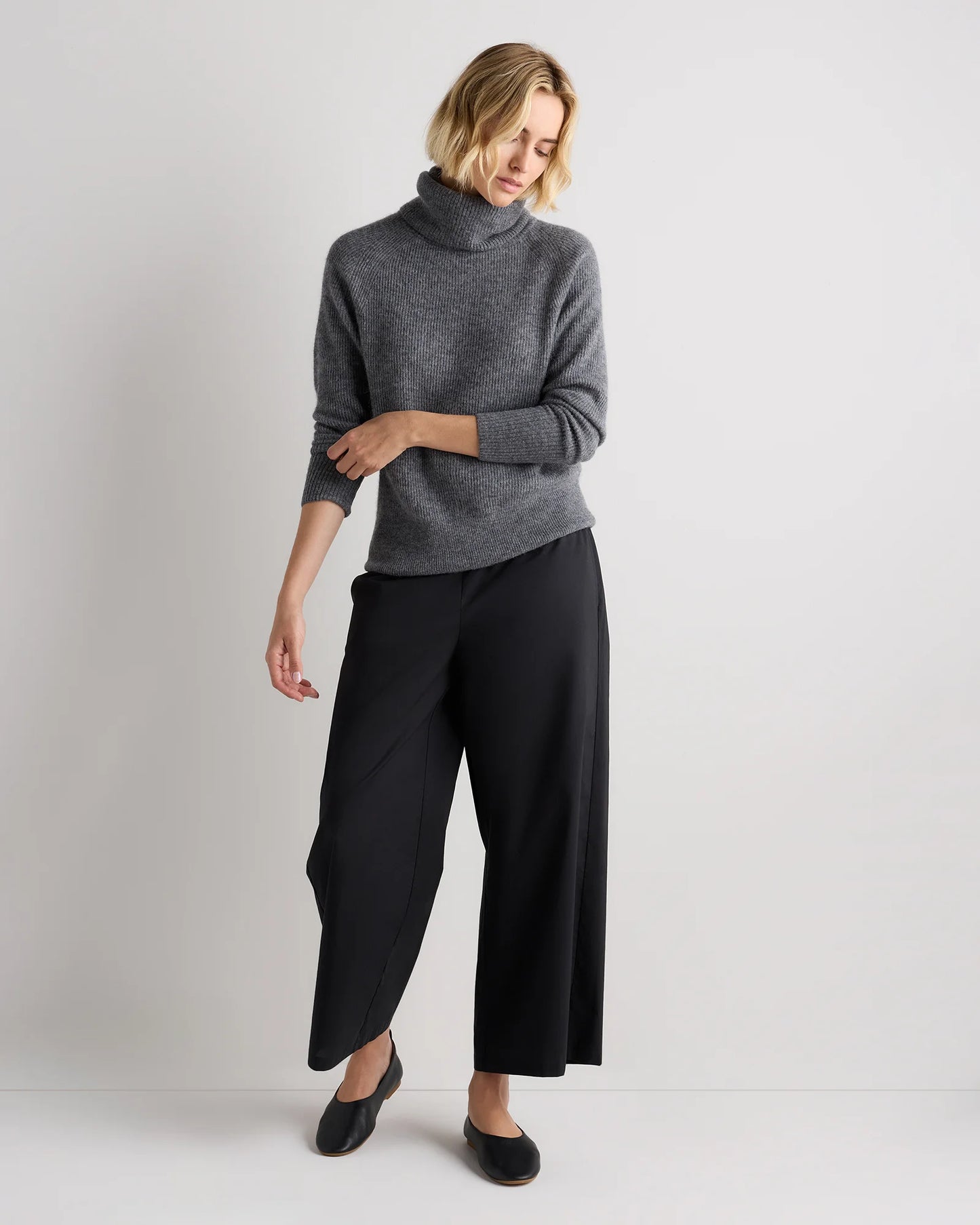 Lightweight Baby Alpaca Turtleneck - XS / Smoked Charcoal