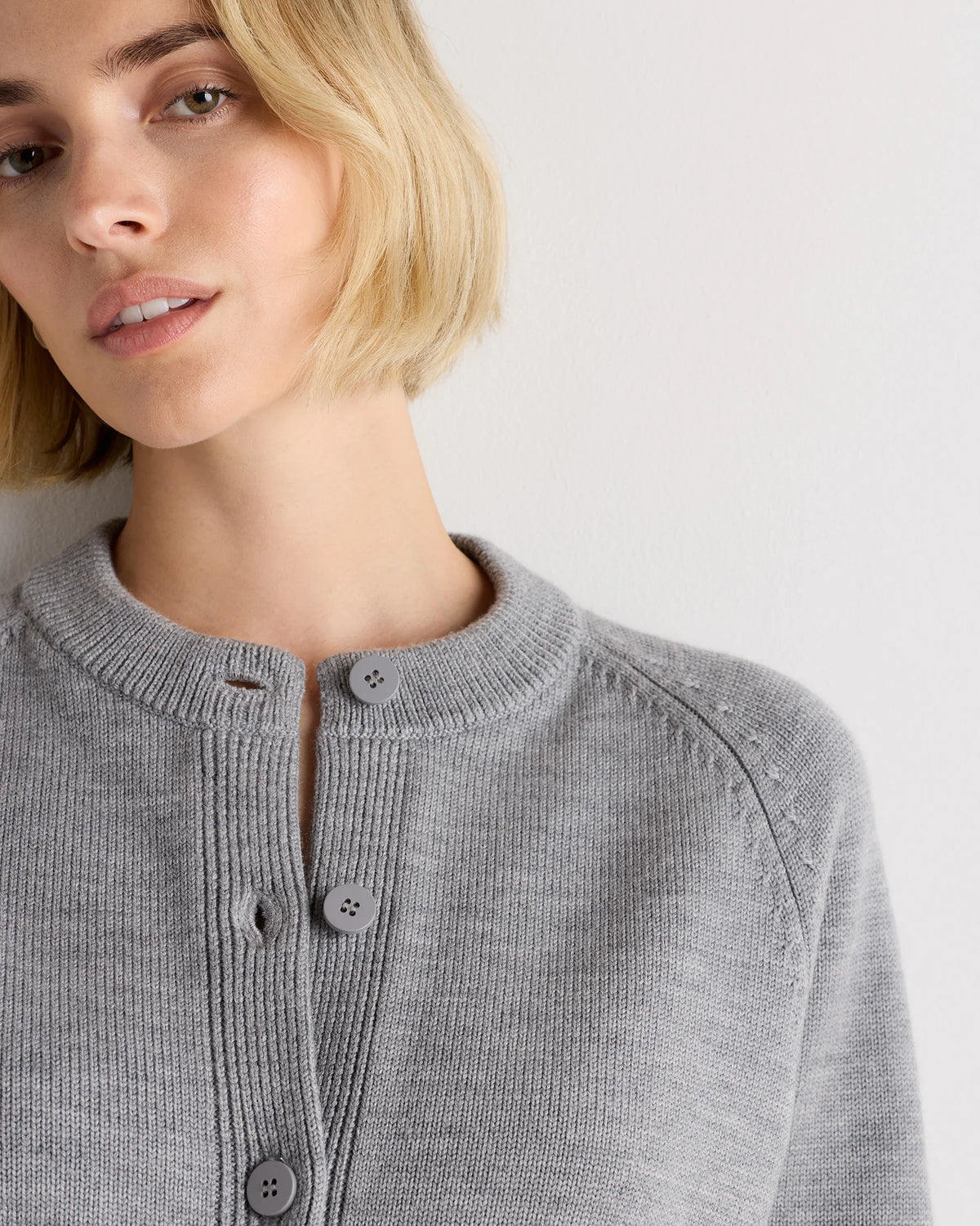Australian Merino Wool Raglan Crewneck Cardigan - XS / Heather Grey