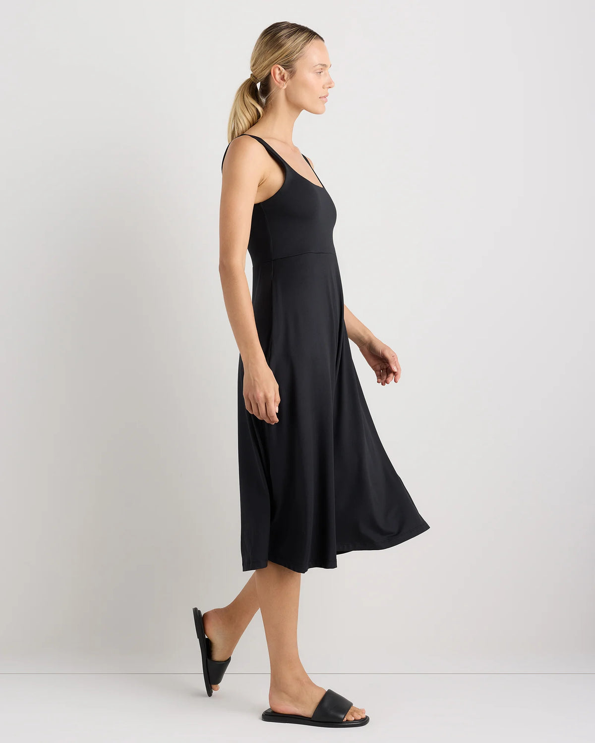 Flowknit Breeze Fit & Flare Dress - XS / Heather Green