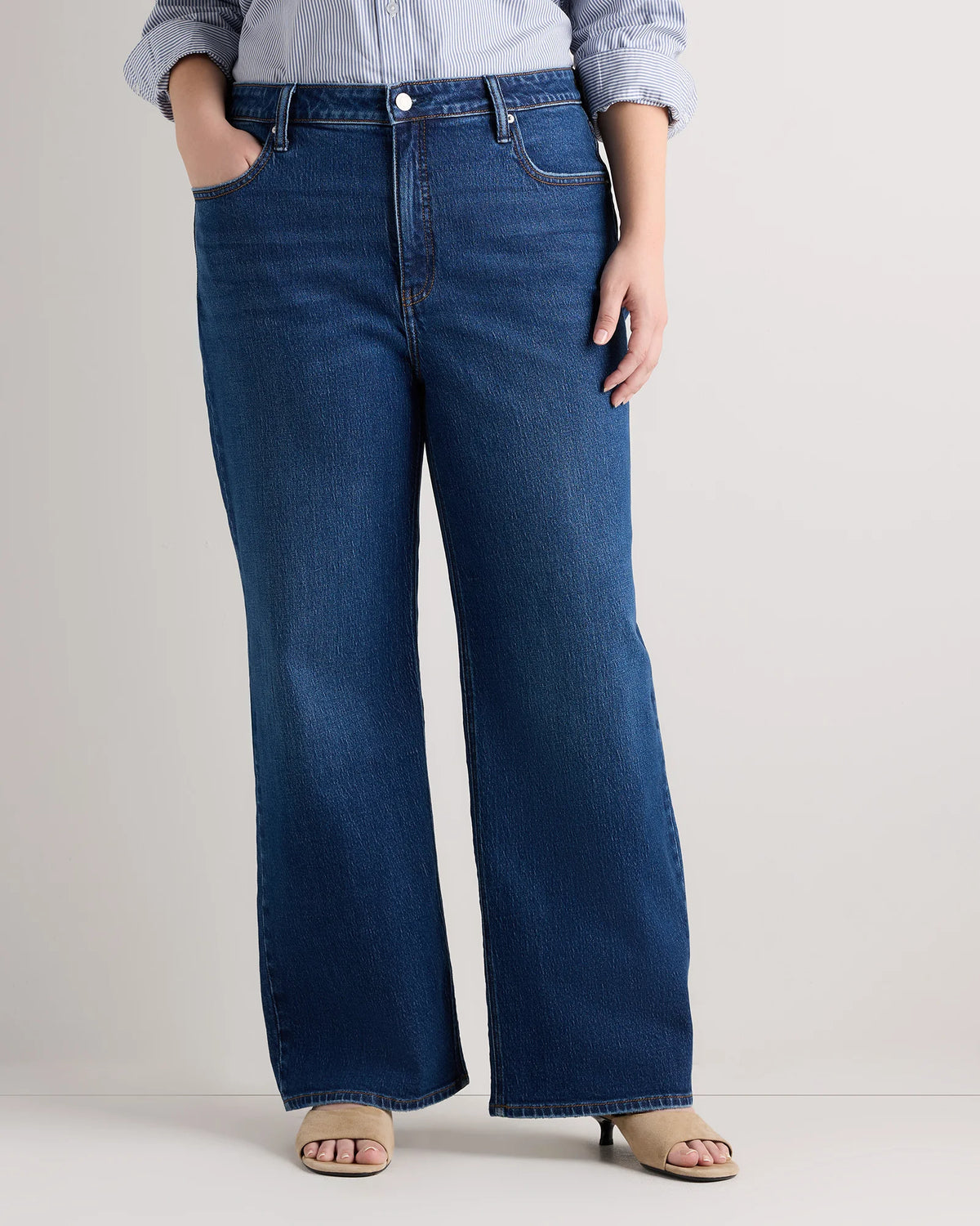 Bella Stretch Relaxed Straight Jeans - 33 / Atlantic Blue
