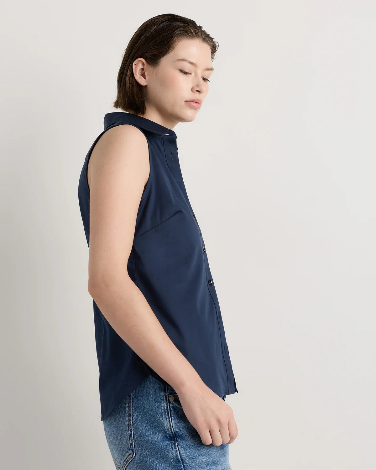 Organic Stretch Cotton Tailored Sleeveless Shirt - XS / Classic White