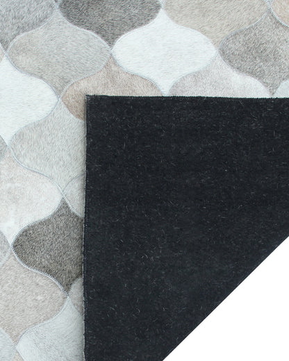 Trellis Hair on Hide Rug - 5' x 8' / Natural