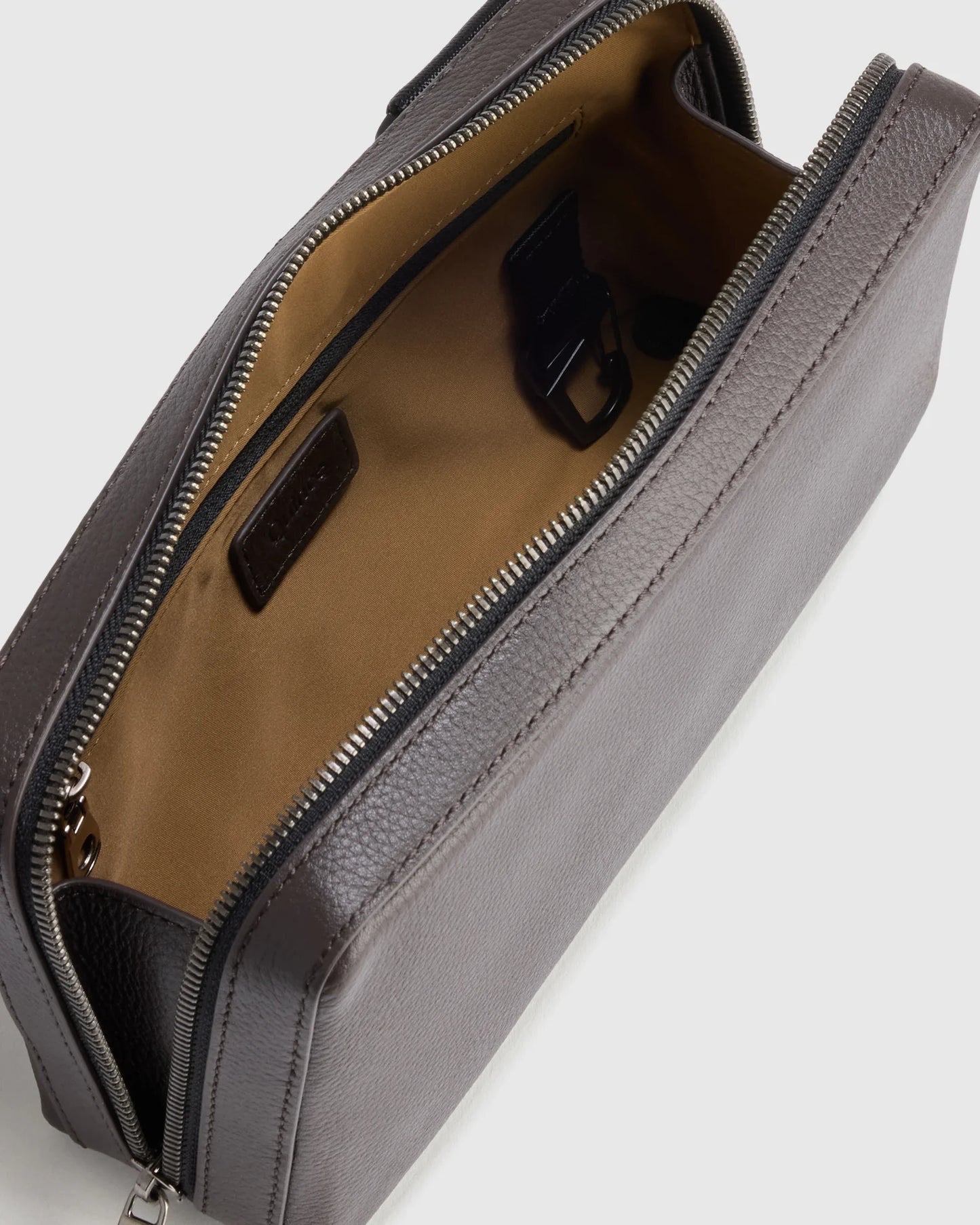 Excursion Italian Leather Sling - One Size / Hickory