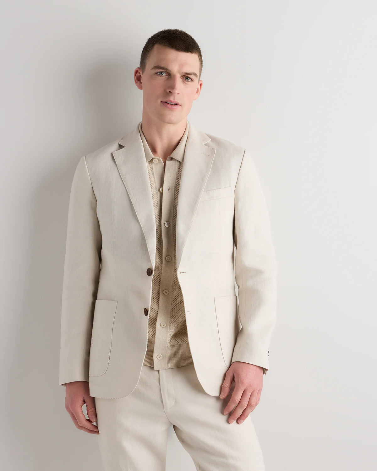 100% European Linen Tailored Blazer - 38R / Deep Navy