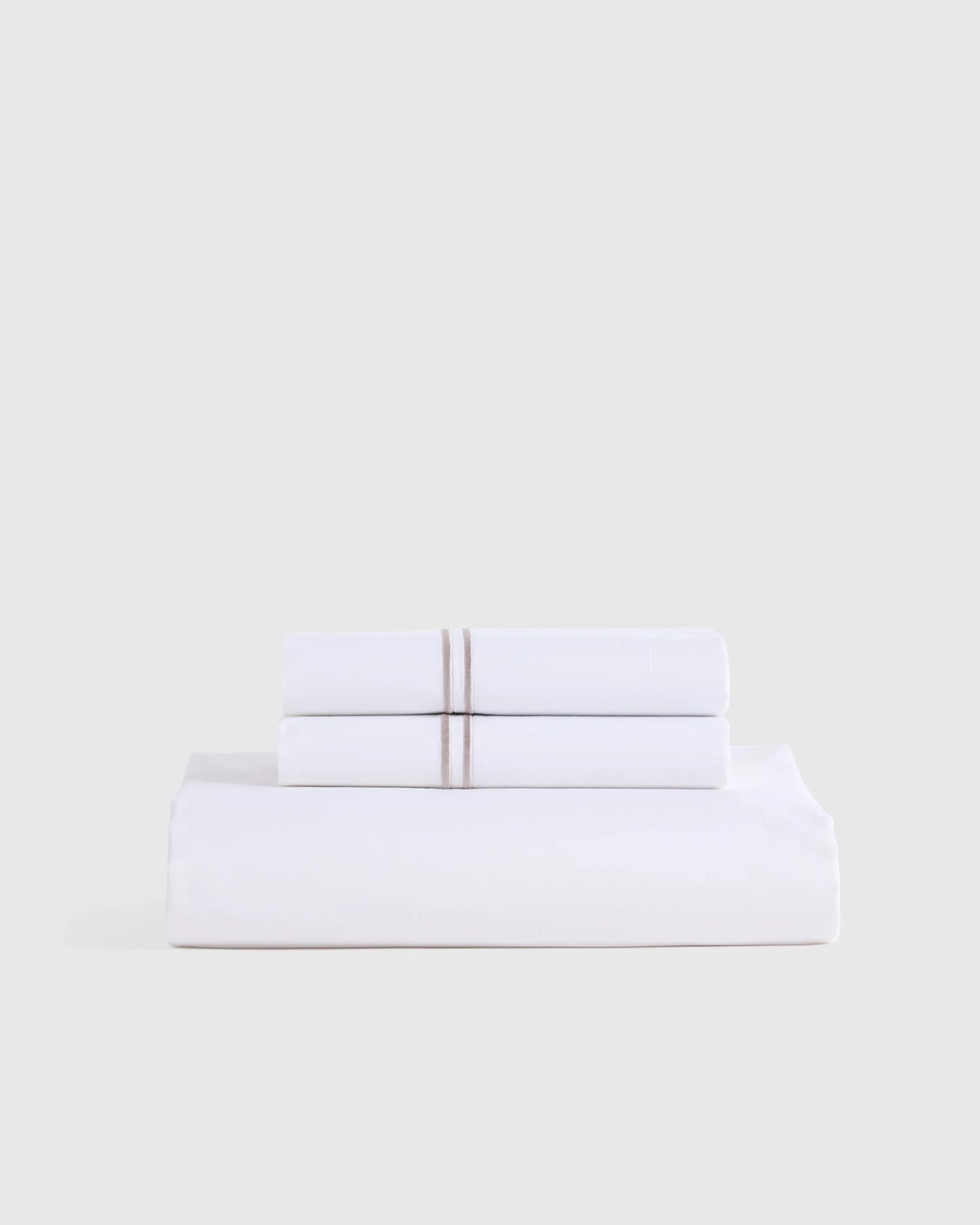Organic Crisp Percale Embellished Fitted Sheet Set - Twin / White/Navy