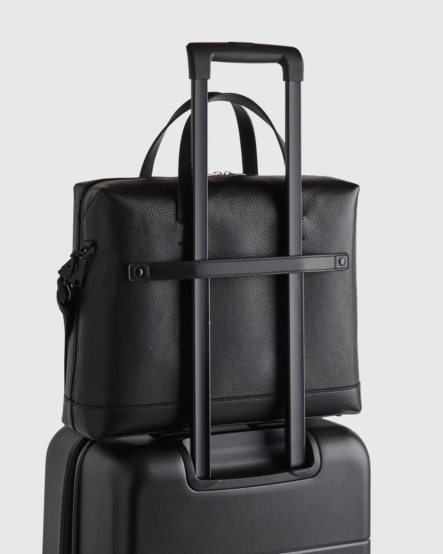 Excursion Italian Leather Slim Laptop Bag - One Size / Hickory