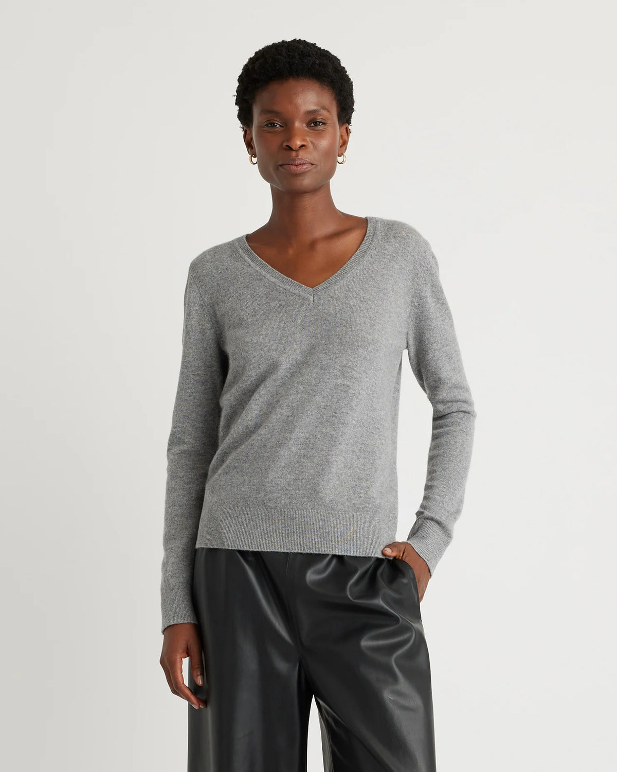 Mongolian Cashmere V-Neck Sweater - XS / Rich Burgundy