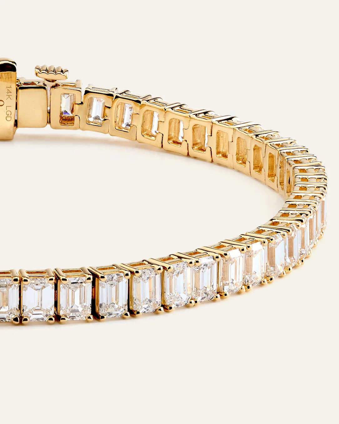 14K Gold Lab Grown Diamond North-South Emerald Tennis Bracelet - 10ctw - 6.5" / Yellow Gold