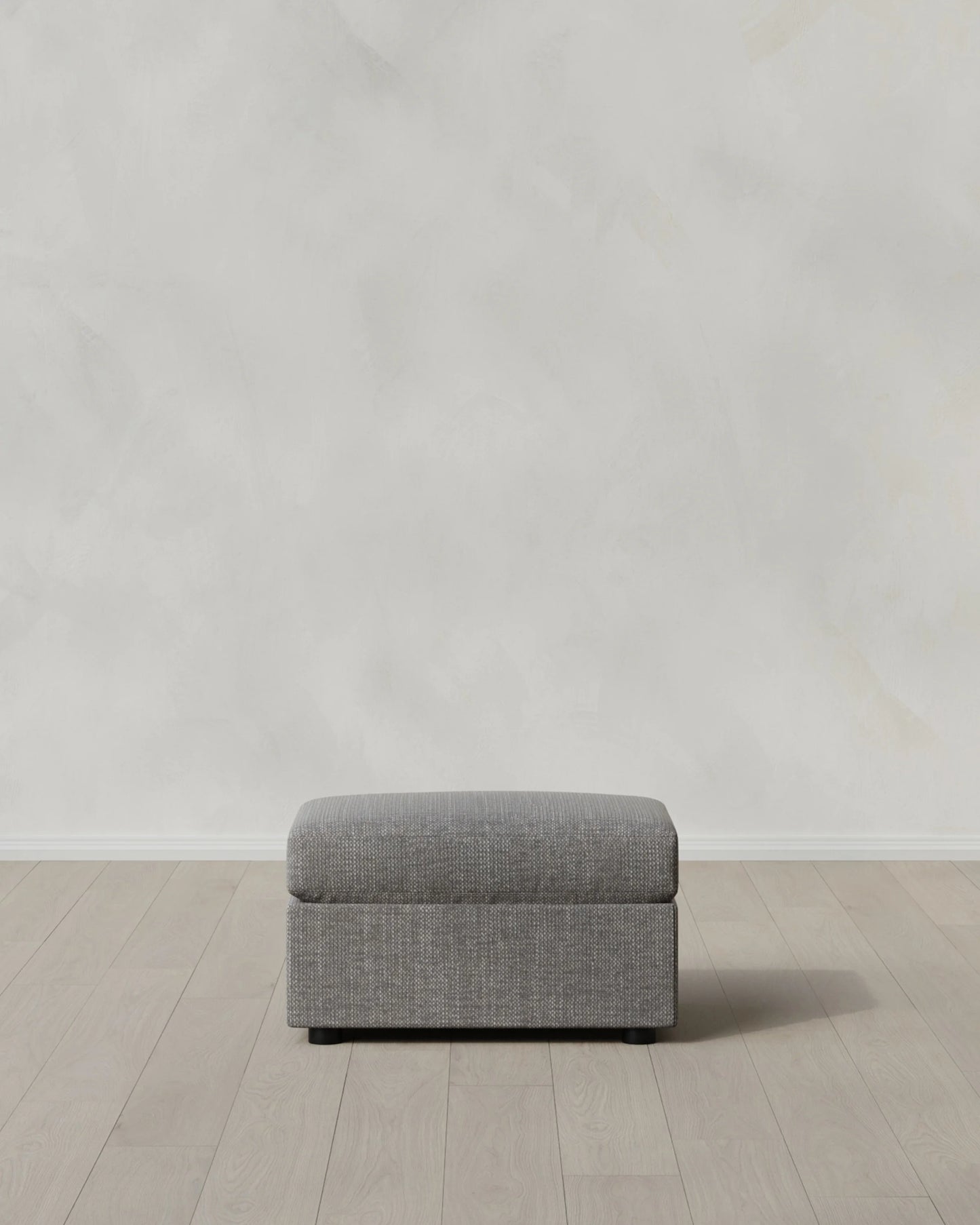 Brennan Ottoman in Performance Chenille Linen Blend - One Size / Snow