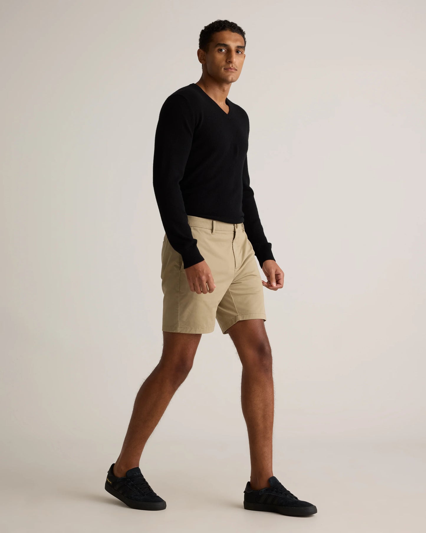 Organic Cotton Classic Stretch Chino Shorts - 7" - 30 / Stone