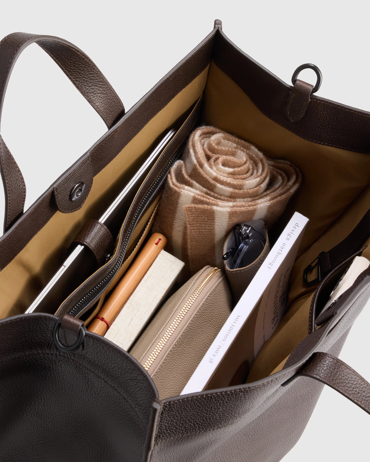 Excursion Italian Leather Tote - One Size / Hickory