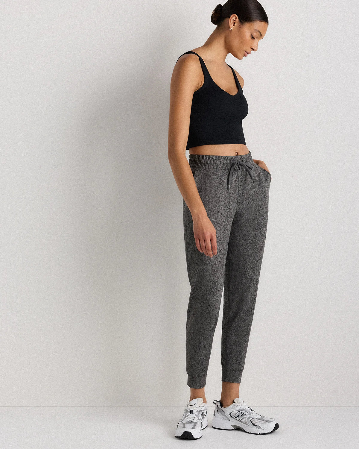 Flowknit Mid-Rise Joggers - XS / Black
