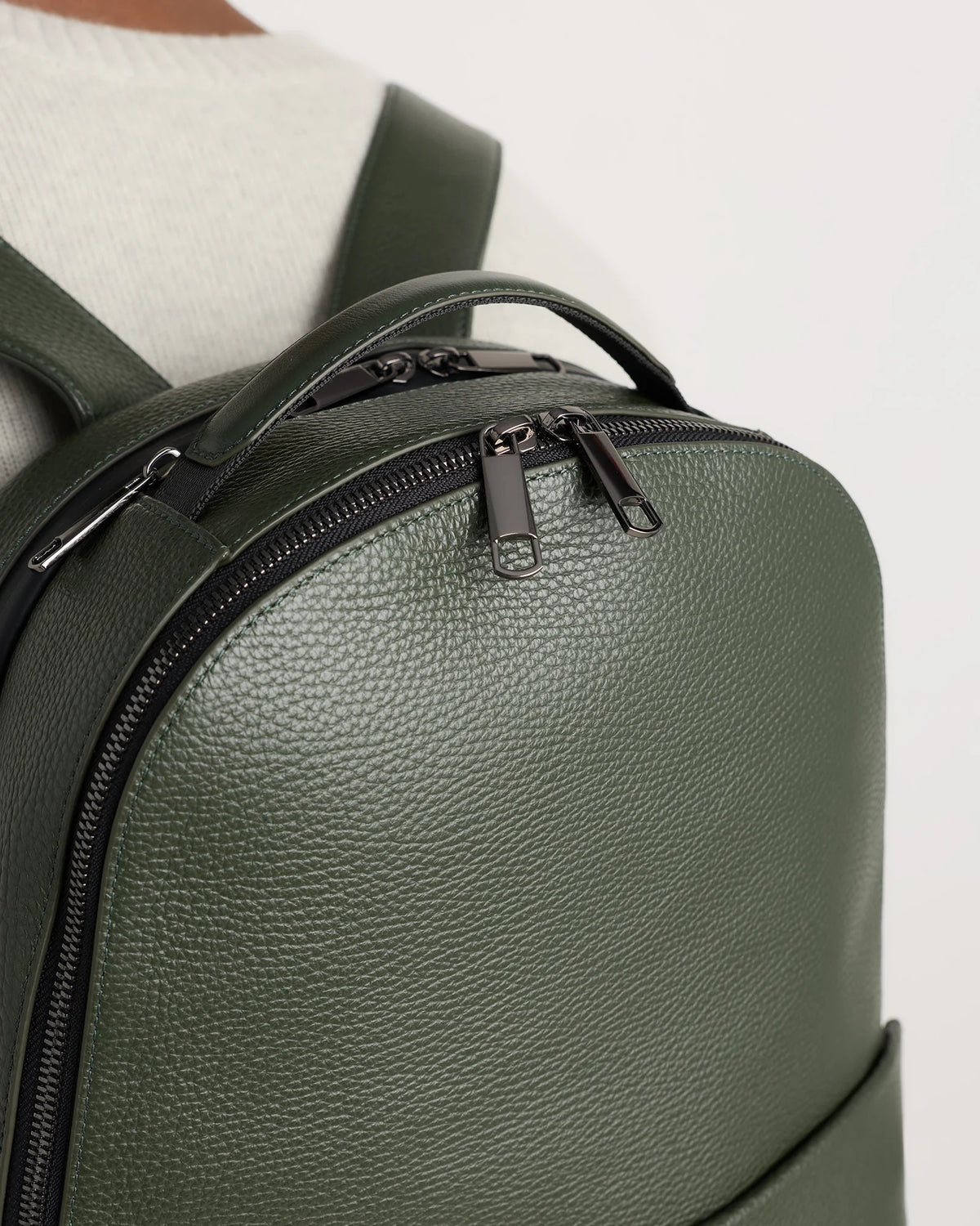 Excursion Italian Leather Laptop Backpack - One Size / Black